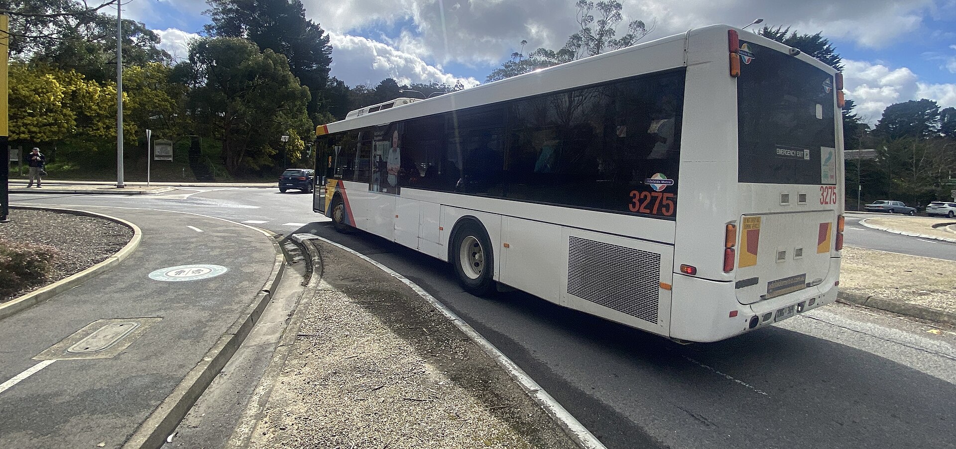 A SouthLink bus